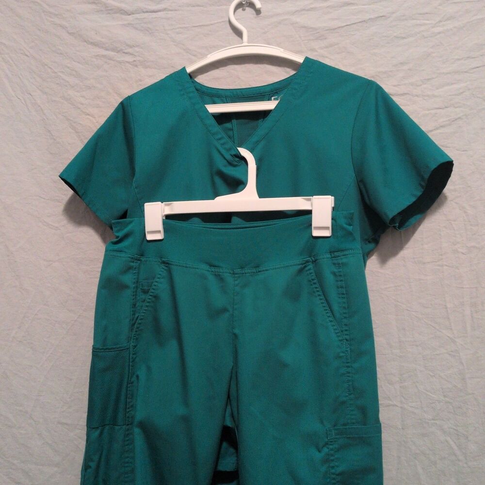 Women's size small Green Eon active Scrub Set